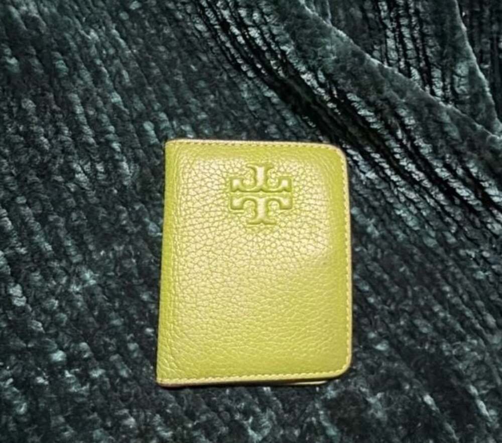 Tory Burch McGraw Pebbled Leather Bifold ID Wallet in Lime Green
